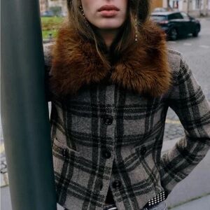 Zara gray/green plaid  Plaid Jacket with Faux Fur Collar M